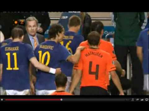 Zlatan vs van Bommel