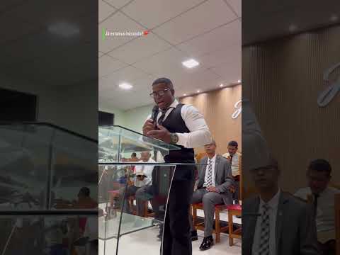 adorando a Deus na igreja assembleia de Deus em cacaulândia Rondônia