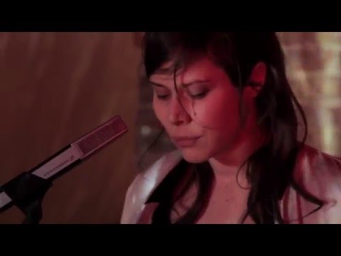 Naima Husseini "ModusX" Hotel Session