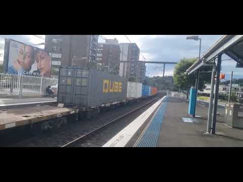 NR26 96 going thru West Ryde Station in  February  2022