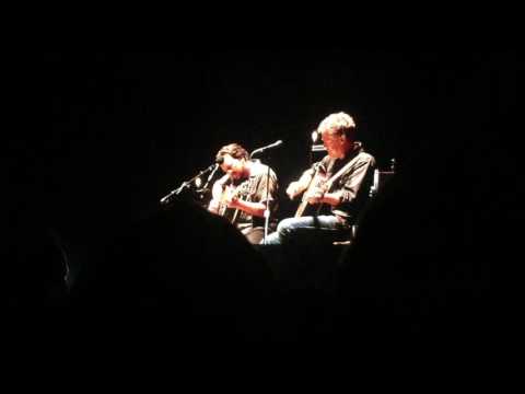 Eddie Vedder (with Glen Hansard) - Society, live @ Firenze Rocks 24/06/2017