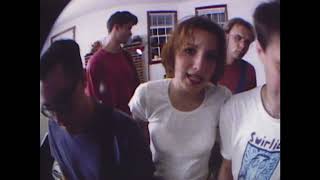 Download lagu Velocity Girl - Crazy Town mp3 Download lagu Velocity Girl - Crazy Town mp3