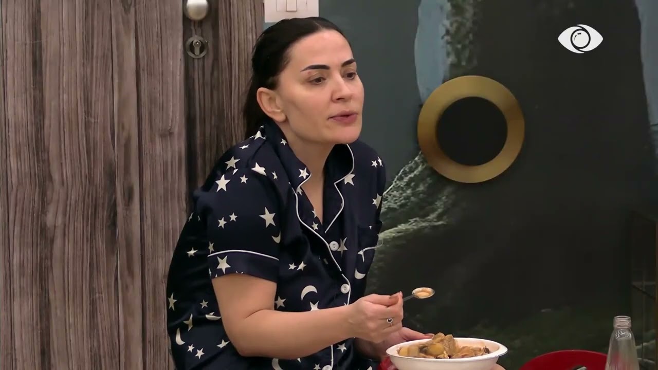 Duket sikur do të jesh lidere/ Rozana-Briseidës: Vdes për vëmendje