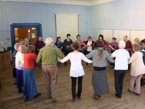 Aj Lipo Ti Je  - Croatian folk dance and song sung by Muldoon's Picnic in 2016