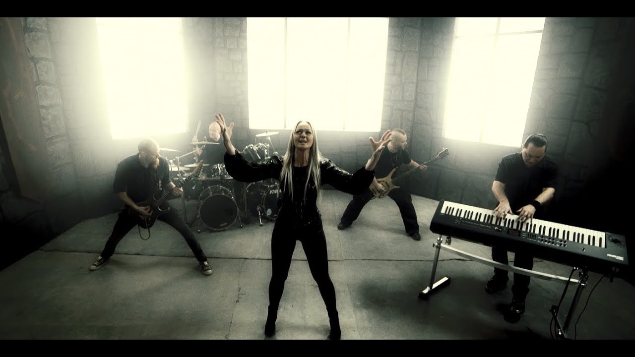 Amberian Dawn — I’m The One