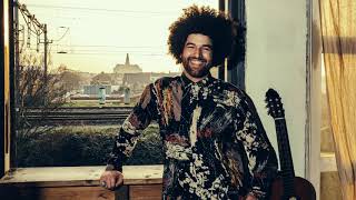 Rilan &amp; The Bombardiers - Walking on fire