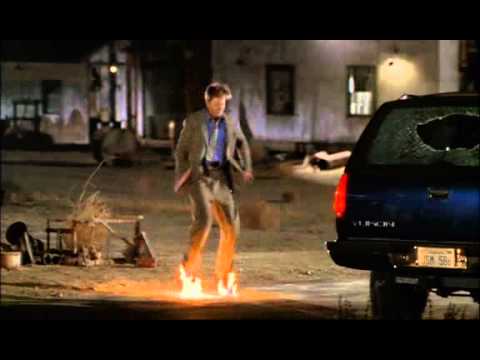 Egy pók mászik  fejeden