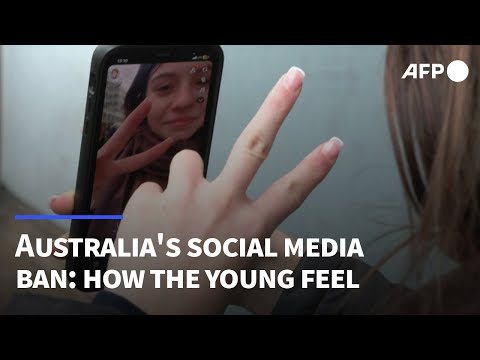 Video | Young people around the world split over Australia's social media ban | AFP