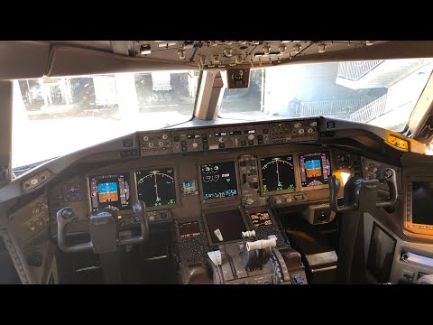 KLM Boeing 777-206(ER) PH-BQD Approach and Landing into Los Angeles airport LAX-24/10/22