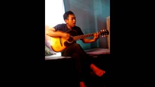 Download lagu Cowok keren main gitar mp3