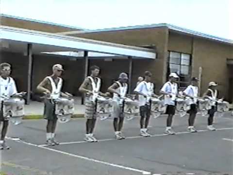 SCV 1999 Snareline practicing their feature
