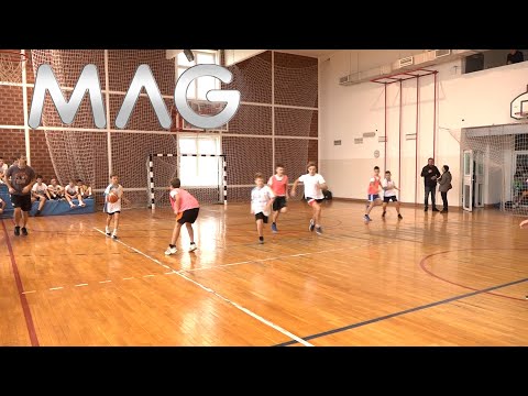 Surčin: Opštinsko školsko takmičenje u košarci