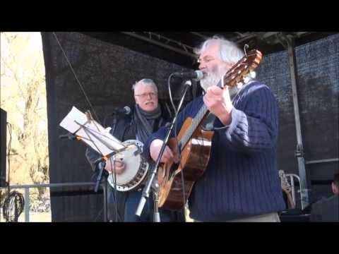 I tidens strøm - Gudmund Auring synger foreningssangen