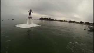 Anne teste le Flyboard (Session 1)