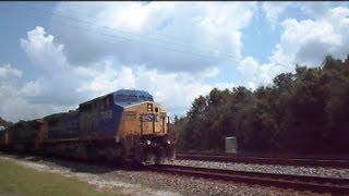 preview picture of video 'CSX Mixed Freight Train Through Folkston Funnel Brings Sunshine'