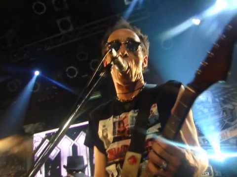 Coverheads - Stuka & Ciro Pertusi - Uno Dos Ultraviolento. 6/12/15