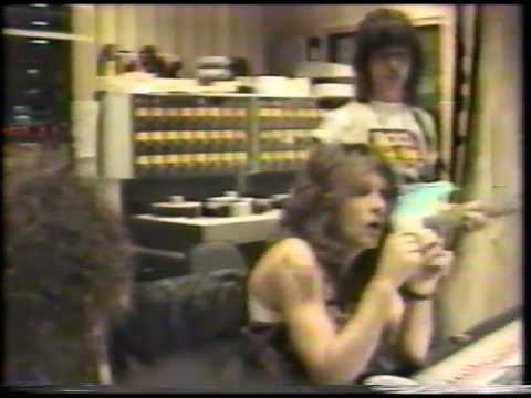 Jon Bon Jovi & Jeff Beck   Young Guns II recording session (clip)