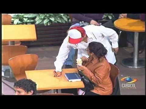 Big yamo y natya en el musical de También Caerás 2010 - C.C Avenida Chile.mpg.mp4