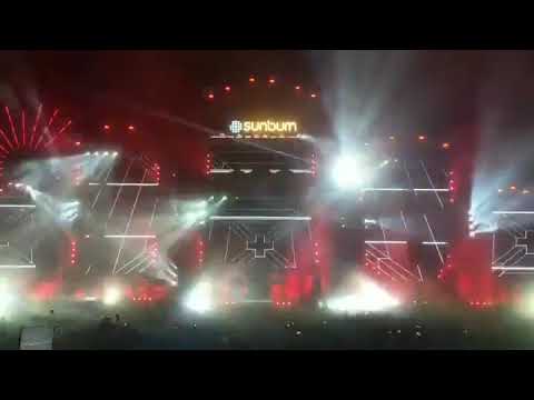 Ayor - Wanted (Martin Garrix live @Sunburn Festival Goa)