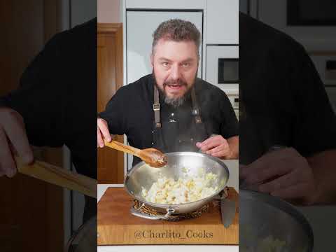 Garbanzos con sepia y patatas. Guiso barato y resultón