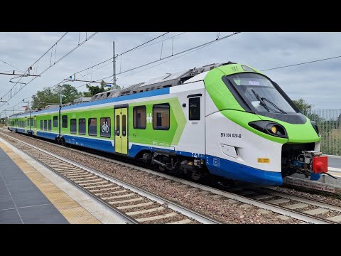 Arrival and departure of train ETR.204 020-B (Trenord), San Nicolò 05/09/2023