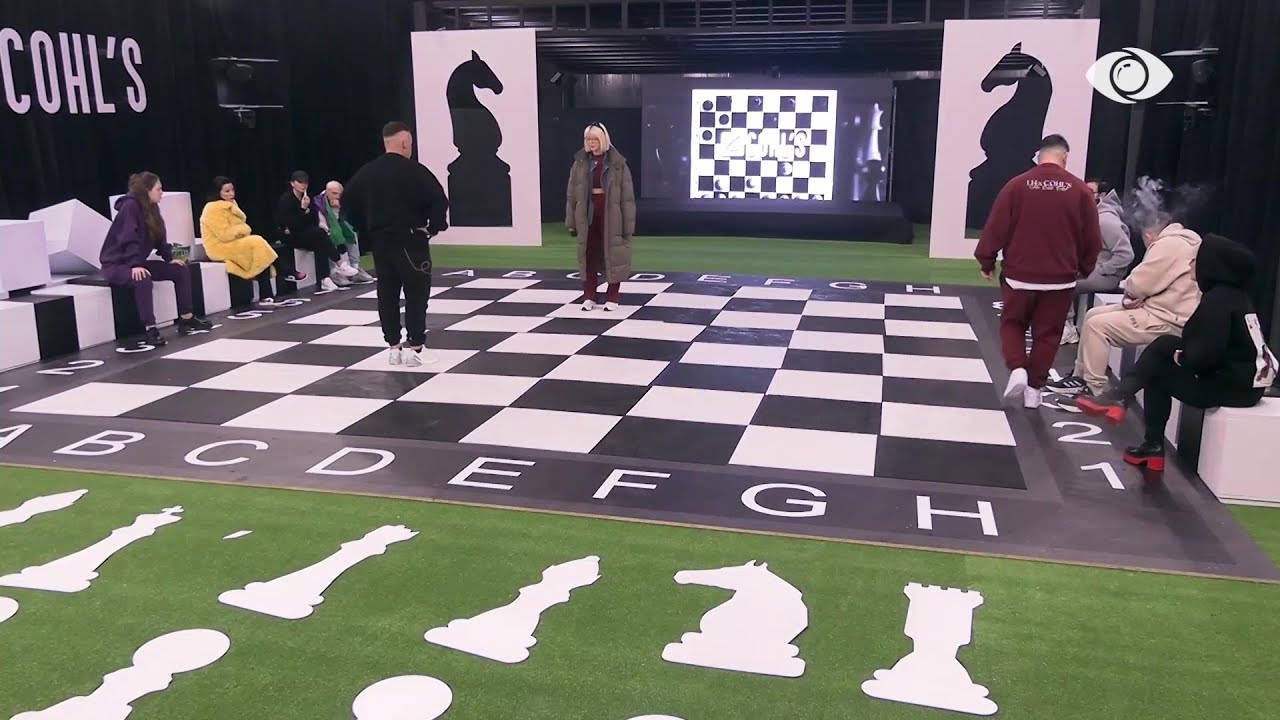 Përballja në fushën e shahut, Dea bllokon Albin dhe fiton lojën