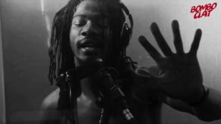 Gyptian - Hold It