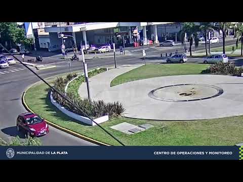 En plena fuga, sospechoso cayó de la motocicleta que conducía y fue atrapado por la policía