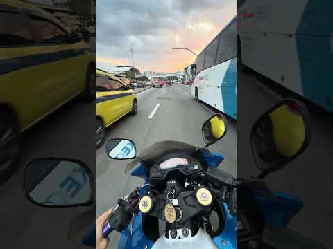 +um dia normal no RJ #cbr #rj #motovlog #motorcycle #honda #moto