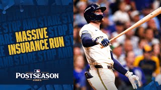 Brice with a BOMB! 💣 Brice Turang crushes his 1st career Postseason HR to extend the Brewers' lead!