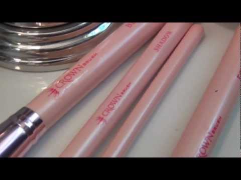 How to keep the label on your makeup brushes!