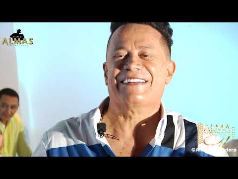 Ganó el Folcor - Roberto Calderón y Humberto Rois  -  Noche de Almas Parranderas