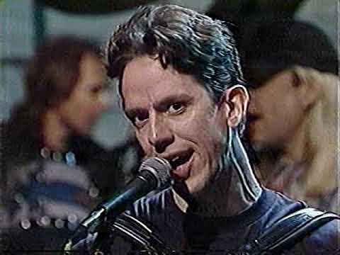They Might Be Giants perform on late night TV, May 19 1992