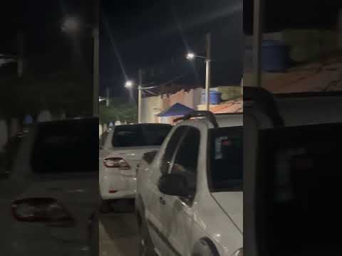 PASTOR PREGA EM PRAÇA PÚBLICA NO SERTÃO DA BAHIA / OBRA MISSIONÁRIA EM MACURURE - BA