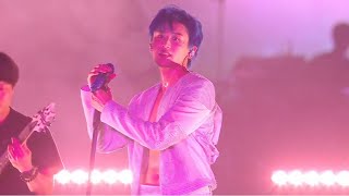 Download lagu 张哲瀚｜「拾荒者」演唱会 Pressure mp3