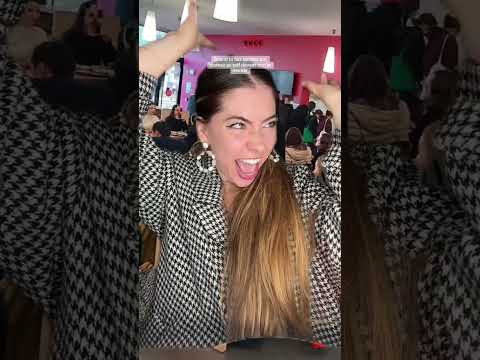 Quand tu fais tomber ton plateau au self devant tout le monde #humour #pourtoi #foryou