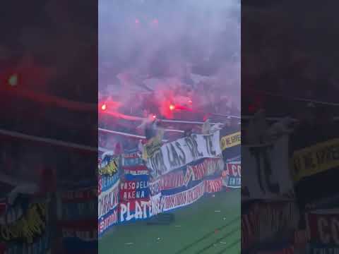 "manya TRAPO FÁCIL! CUIDA LAS QUE TE QUEDAN #barras #barrasr #nacional" Barra: La Banda del Parque &bull; Club: Nacional