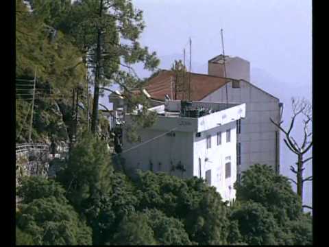 अखियों में ममता है मुखड़े पे नूर है