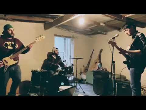 Jam band - Wipeout the ventures cover