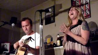 Kay Hanley (Letters to Cleo)-The Wuss Song (Live @Kiva)
