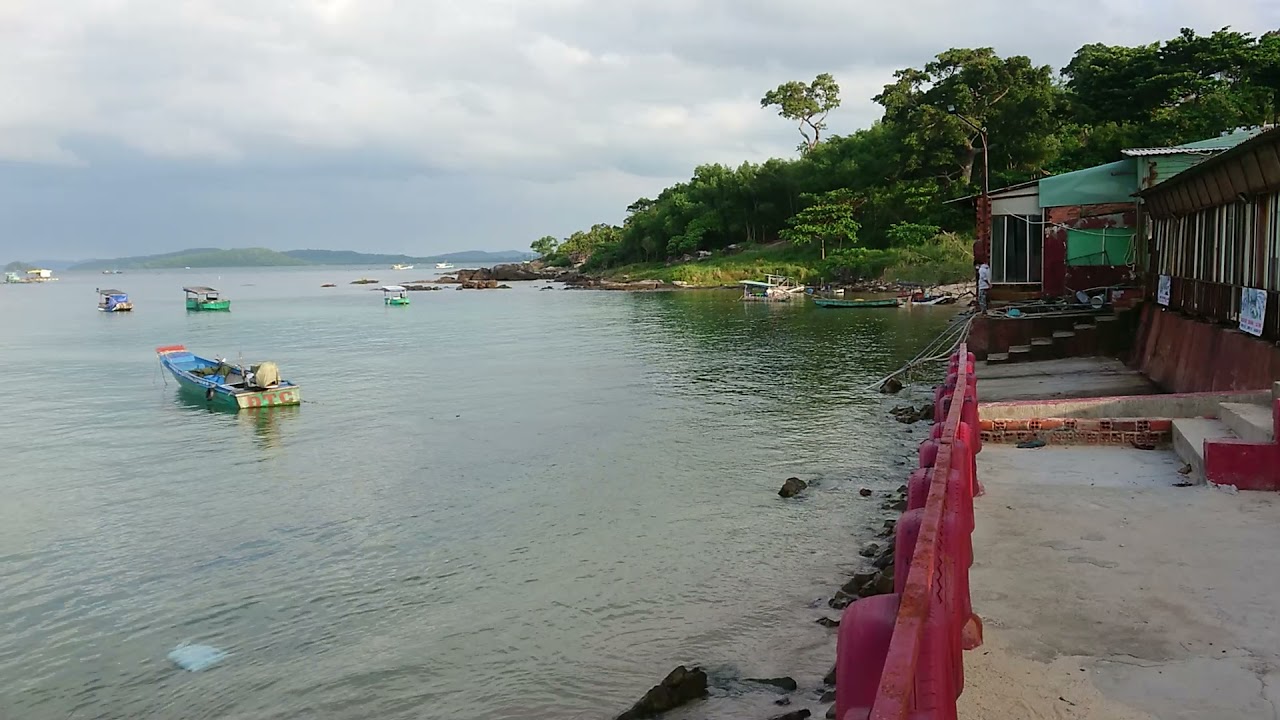 Experience the captivating panoramas of Ganh Dau Cape.