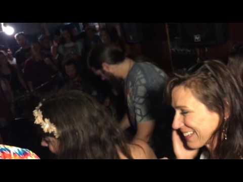 Gubbulidis ft Scott Hannay - Run Around