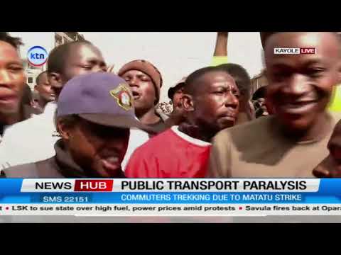 Transport paralysed in Kayole junction, many Kenyans fail to make it to work