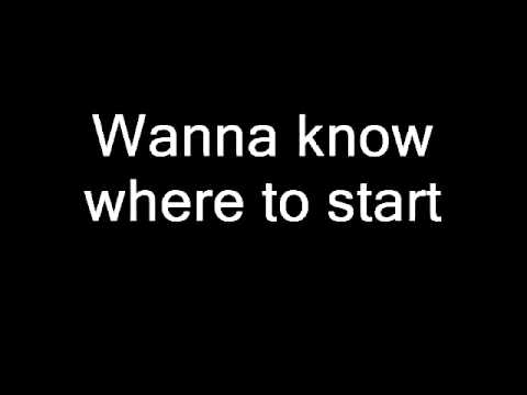 Avril Lavigne - Fall To Pieces (with lyrics)