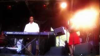 Re:Freshed Orchestra feat. Brian Jackson@Dunya 2012 ( The Bottle)