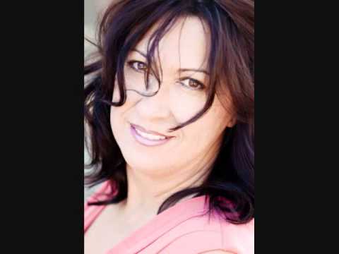 Vegheaza-n zori -Esther Bercea