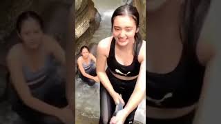 Download lagu Ranty Maria mandi basah bareng teman.. #shorts #tiktok #tiktokvideo mp3