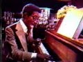 Manischewitz Almonetta Wine with Sammy Davis