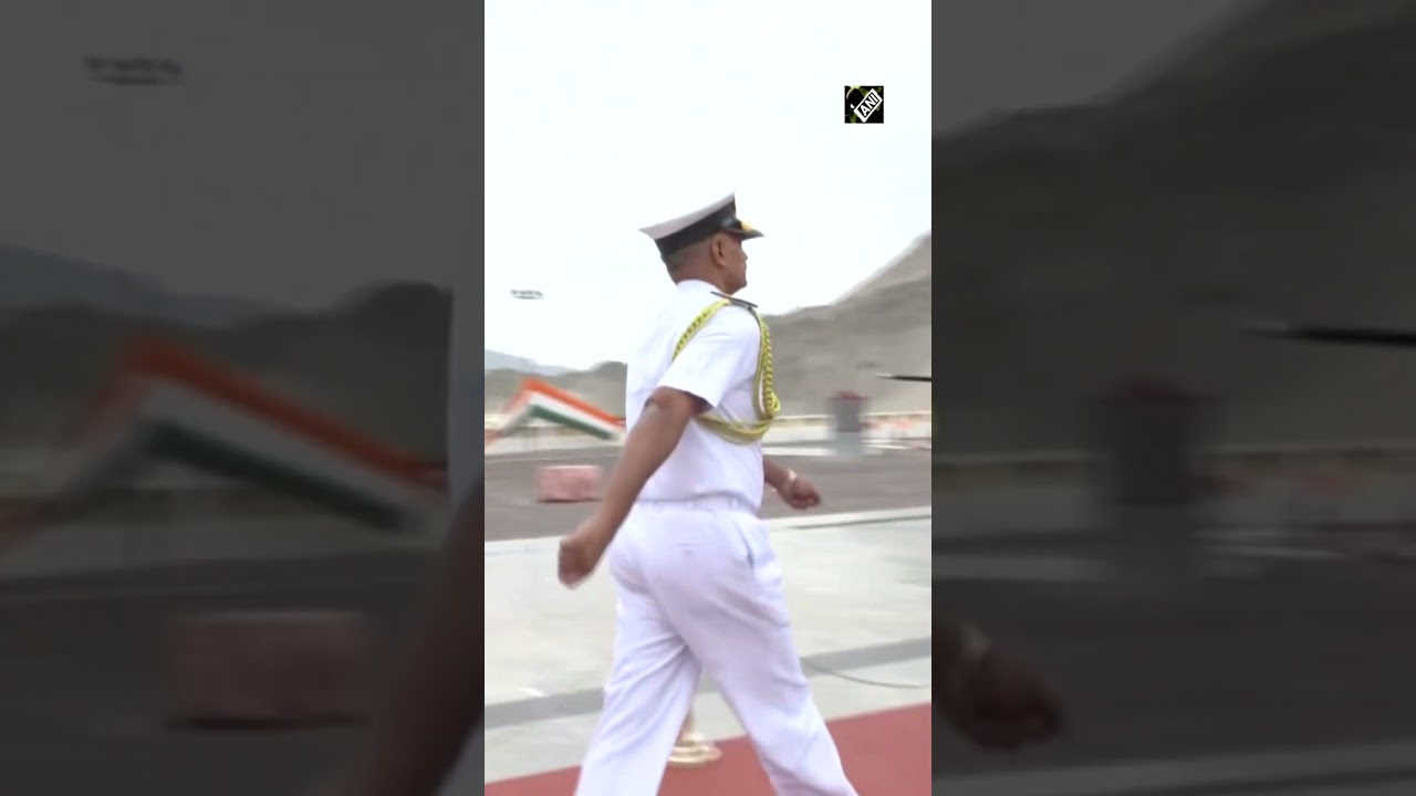 Navy Chief Admiral R Hari Kumar pays tribute to martyrs of Indian Army, IAF in Ladakh