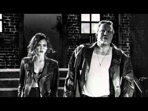 Frank Miller's Sin City: A Dame To Kill For - Nancy, Marv & Bikers - Dimension Films